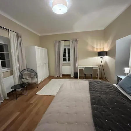 Masionette In Weinregion 30 Min Suedlich Von Wien * Гумпольдскирхен