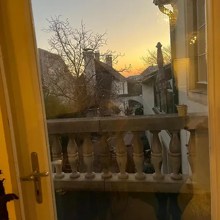 Apartamento Masionette In Weinregion 30 Min Suedlich Von Wien *