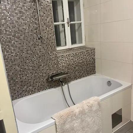 Masionette In Weinregion 30 Min Suedlich Von Wien Апартаменты *